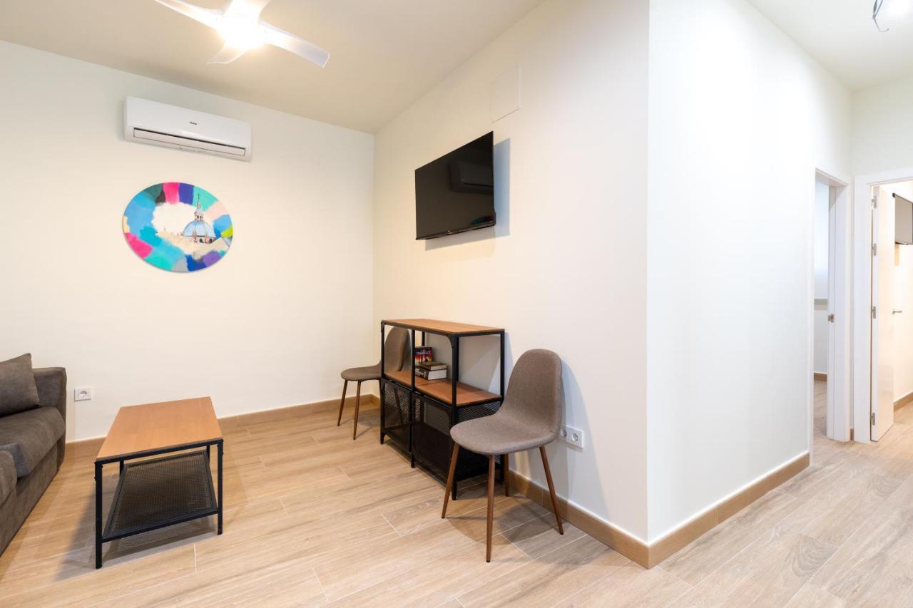 Apartamentos Cervantes 17 セビリア エクステリア 写真