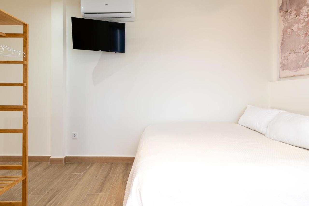 Apartamentos Cervantes 17 セビリア エクステリア 写真